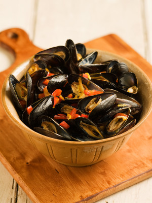 Steamed Mussels 10 Ways
