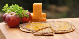 Grilled Apple Pizza